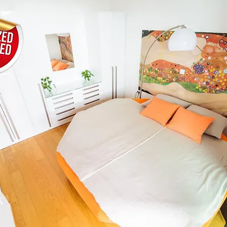 Slovenia Crib Apartment *