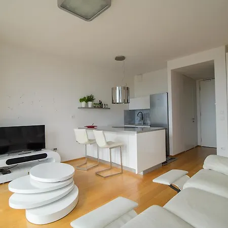 Apartment Slovenia Crib *